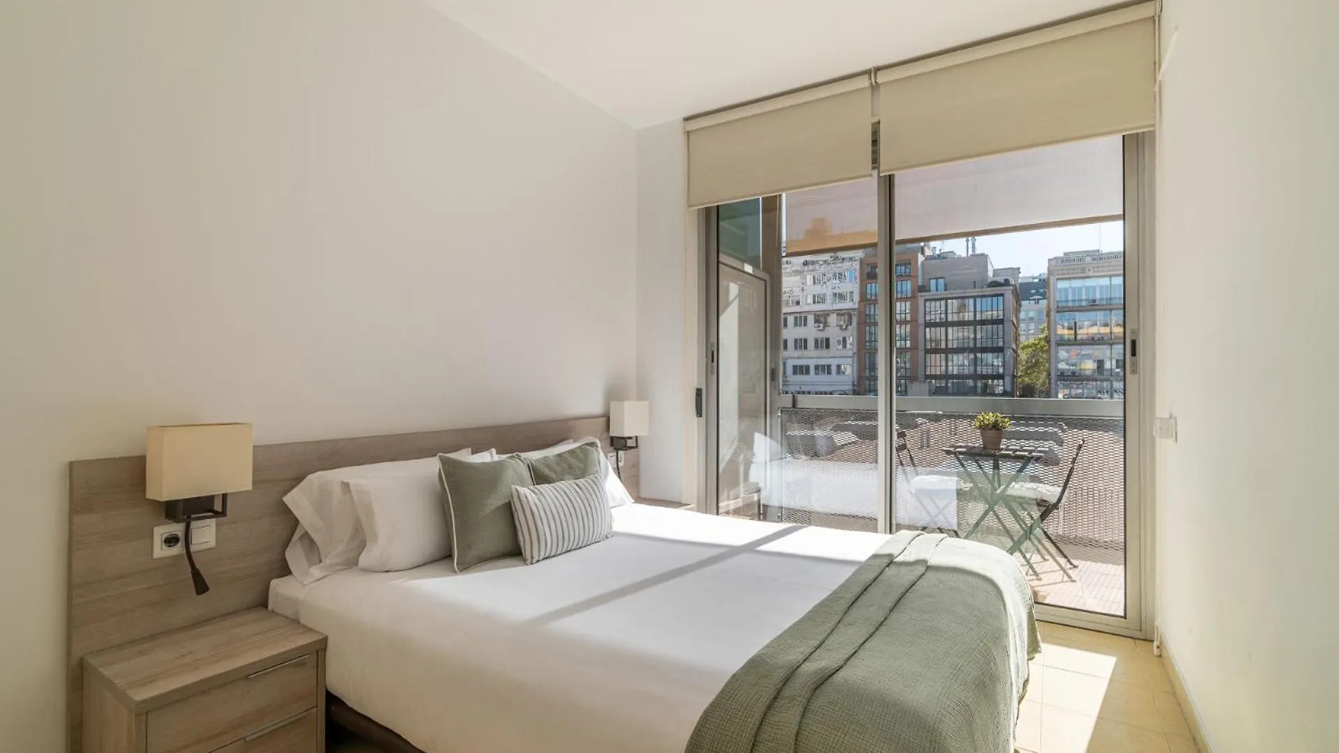 Stay U-Nique Apartments Pau Claris Barcelona